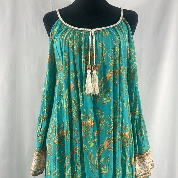 Boho Turquoise Floral  dress,cut out shoulders, tassel front trim,Large - Picture 3 of 8